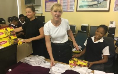 Januari 2018- Uitdelen van Uniformen