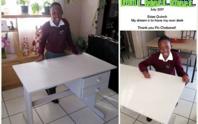 To have my own desk to do my homework